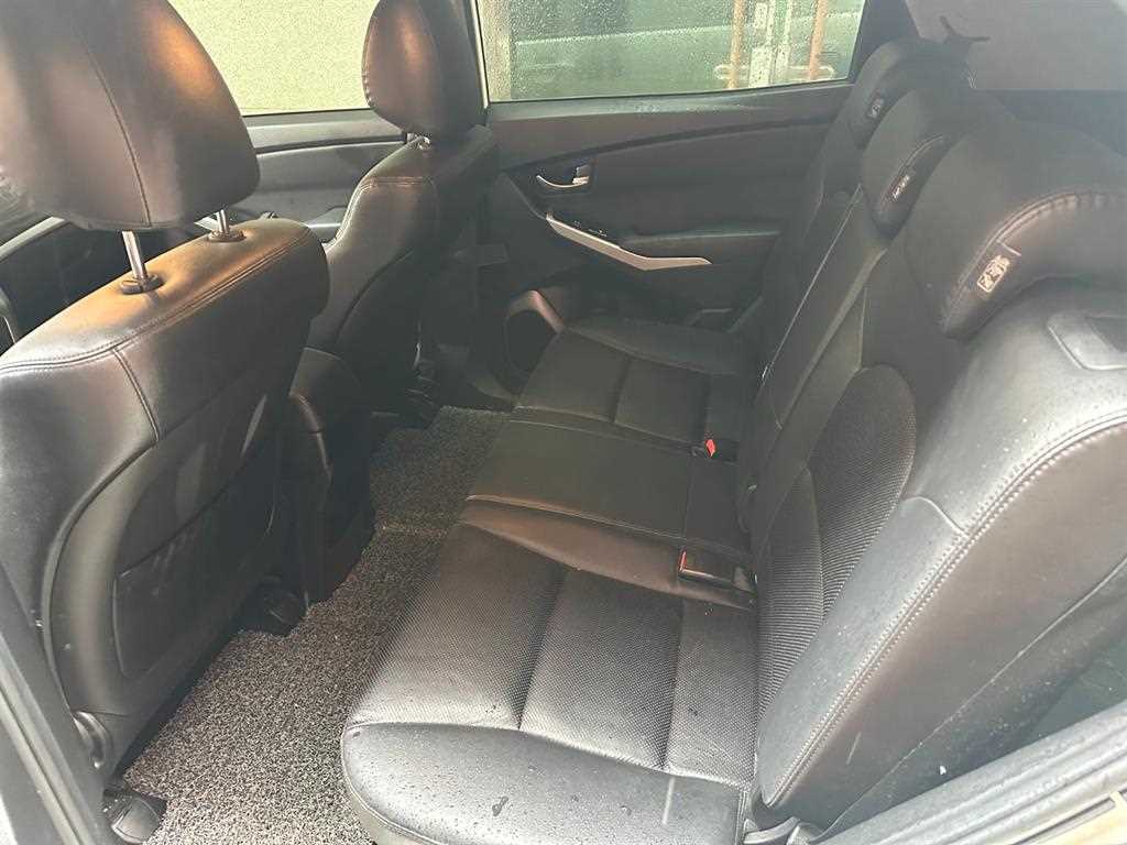 Ssangyong Korando 2015 Blanco - Importación desde Corea - HF Imports Iquique - Foto 9