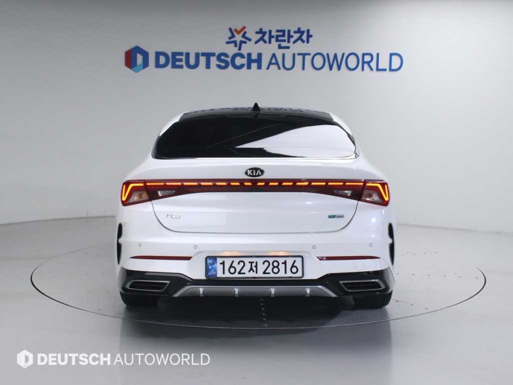 KIA K5 - Vista 4