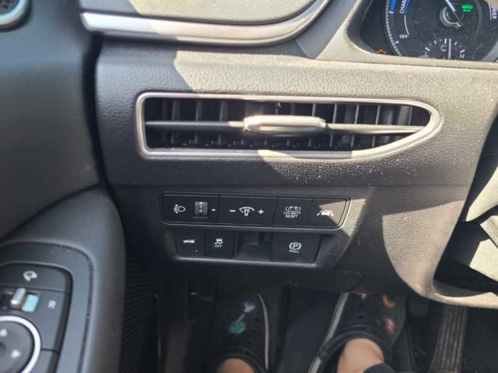 HYUNDAI Sonata - Vista 9