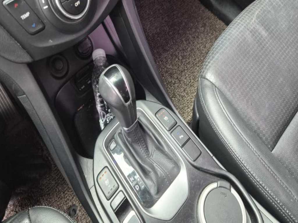 HYUNDAI Santa Fe - Vista 12