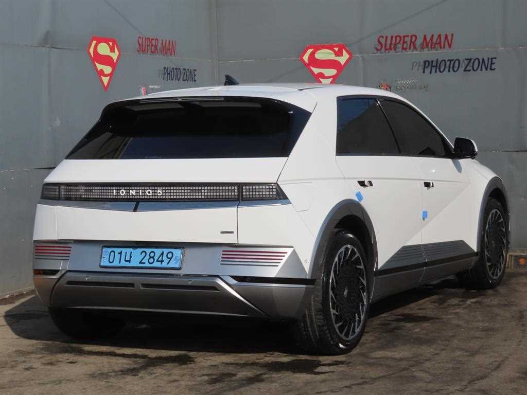 HYUNDAI Ioniq 5 - Vista 3