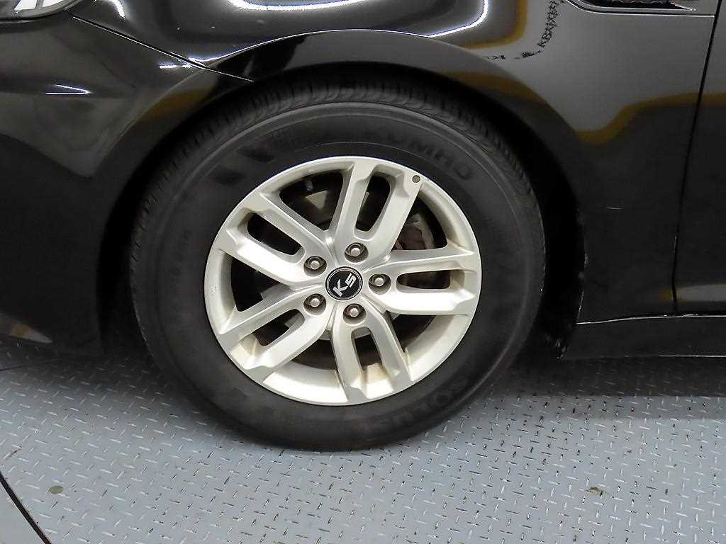 KIA K5 2013 Negro - Importación desde Corea - HF Imports Iquique - Foto 18