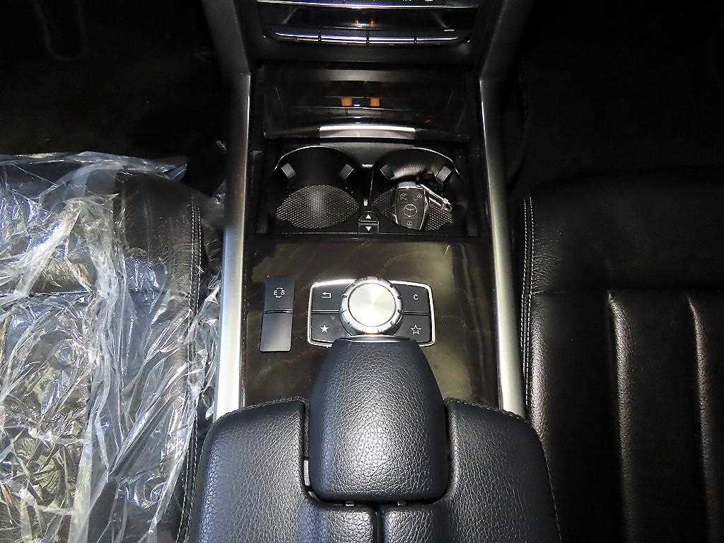 Mercedes Benz E class 2015 Gris - Importación desde Corea - HF Imports Iquique - Foto 13