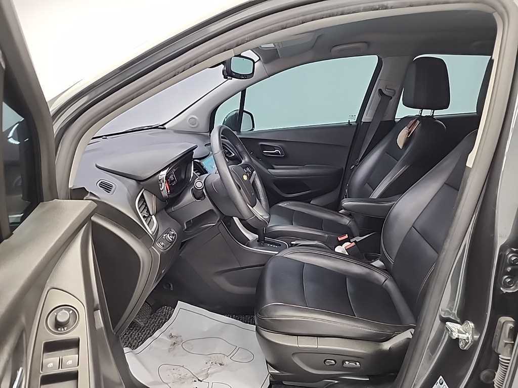 Chevrolet Trax - Vista 11