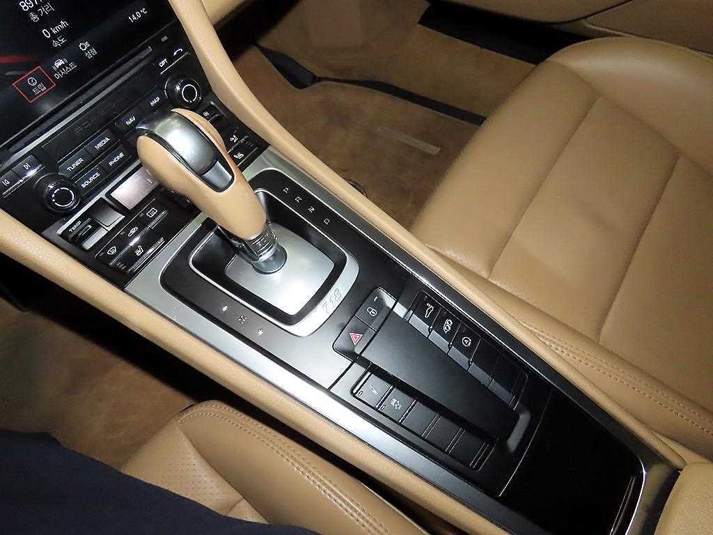 Porsche 718 - Vista 11