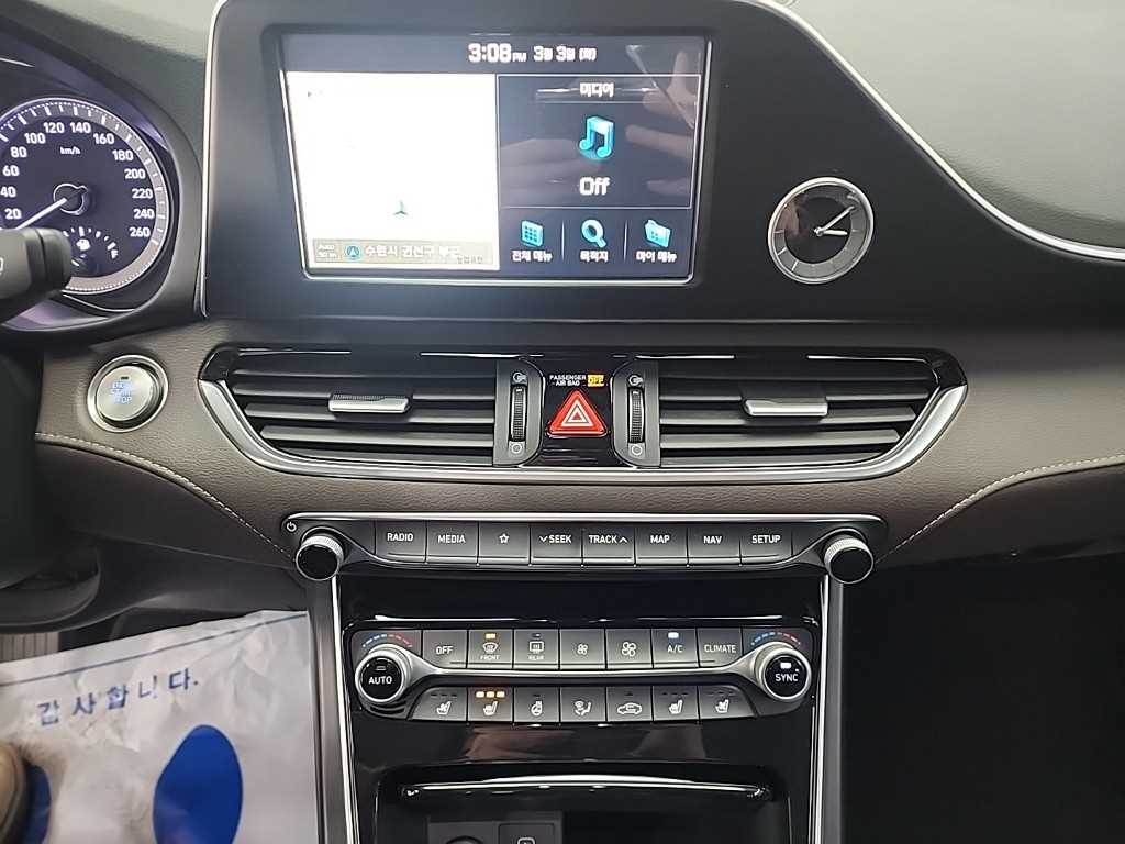 HYUNDAI Grandeur - Vista 10