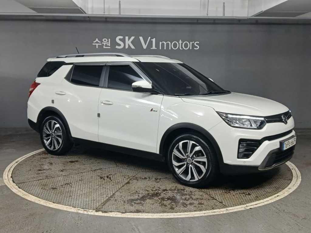 Ssangyong Tivoli - Vista 3