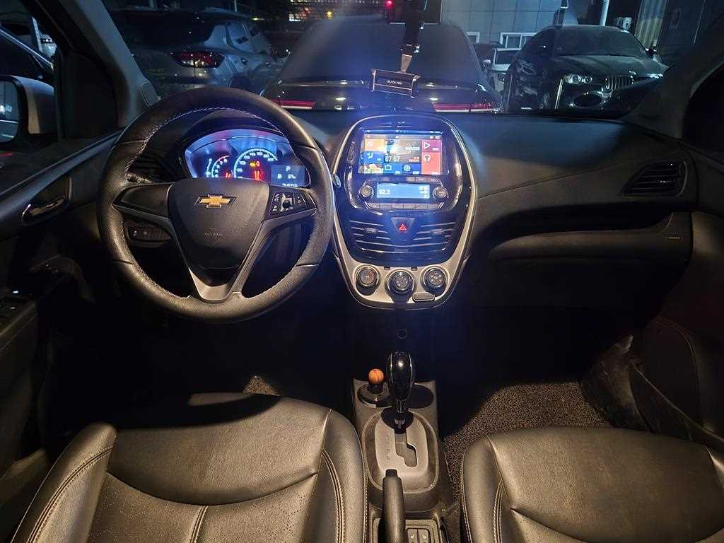 Chevrolet Spark - Vista 5