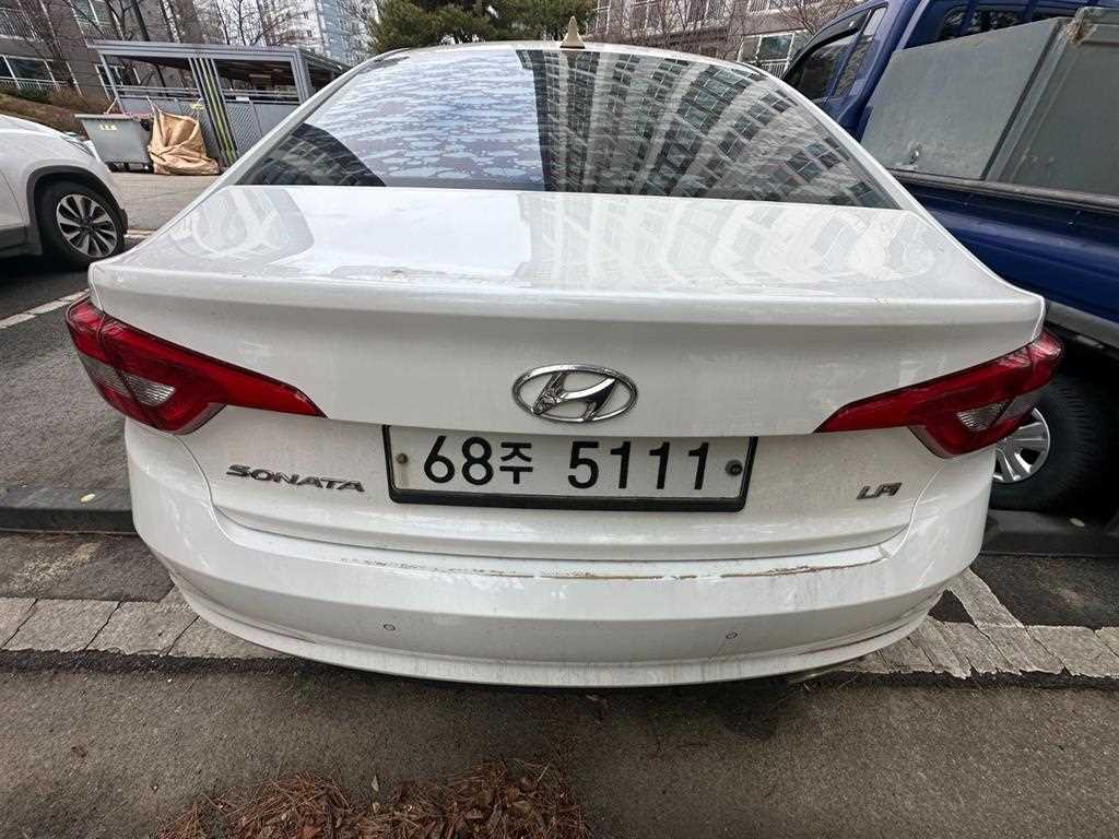 HYUNDAI Sonata - Vista 4