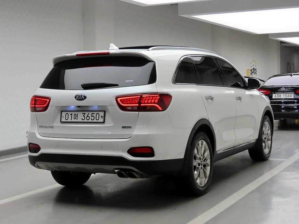 KIA Sorento - Vista 4