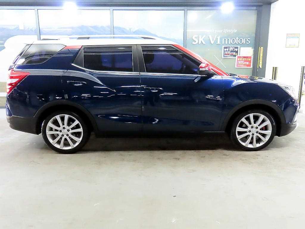Ssangyong Tivoli - Vista 3