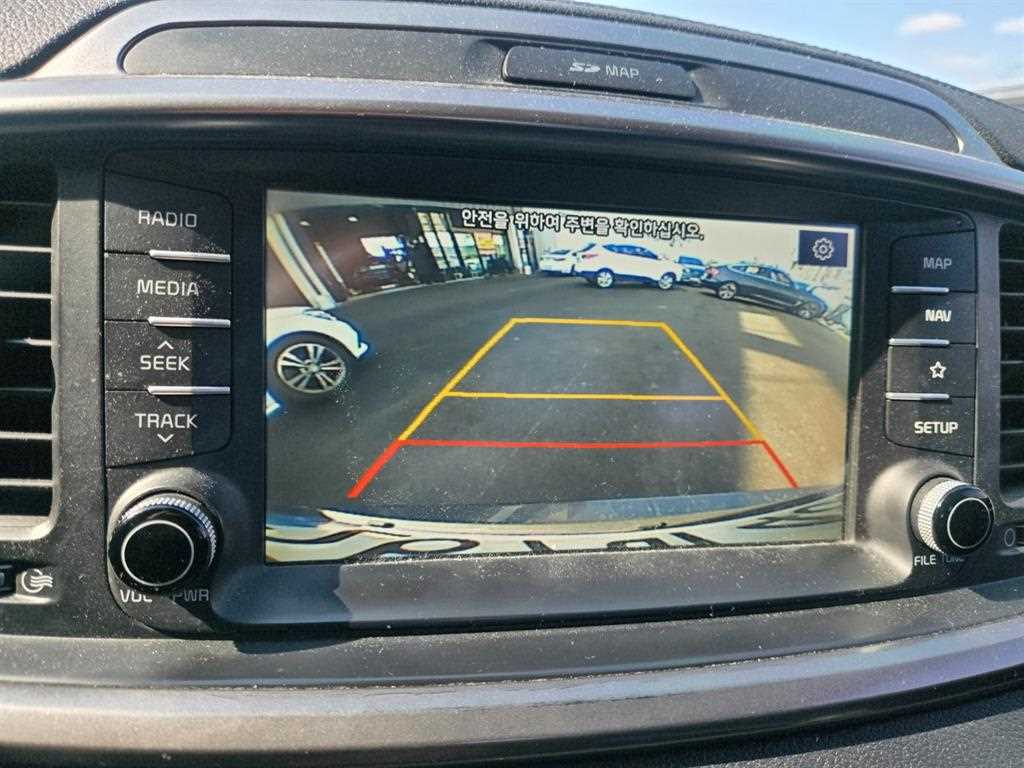 KIA Sorento - Vista 12