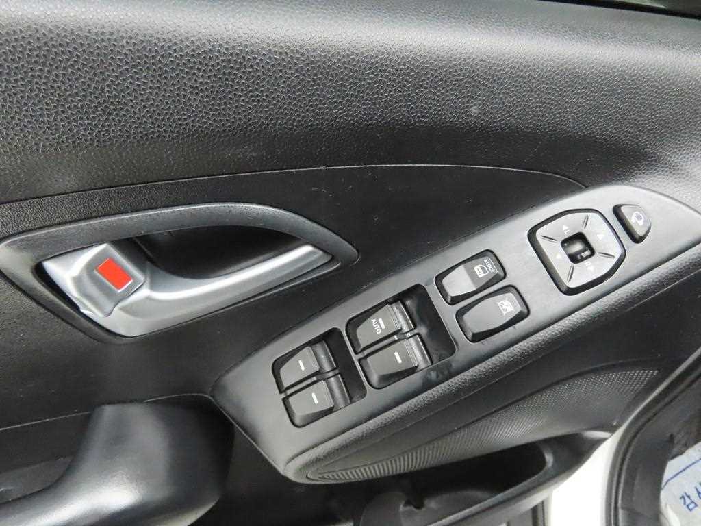 HYUNDAI Tucson - Vista 9