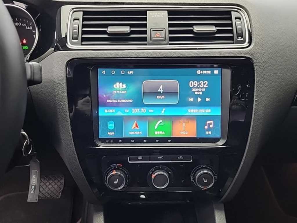 Volkswagen Jetta - Vista 10