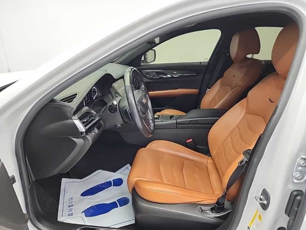 Cadillac CT6 - Vista 11