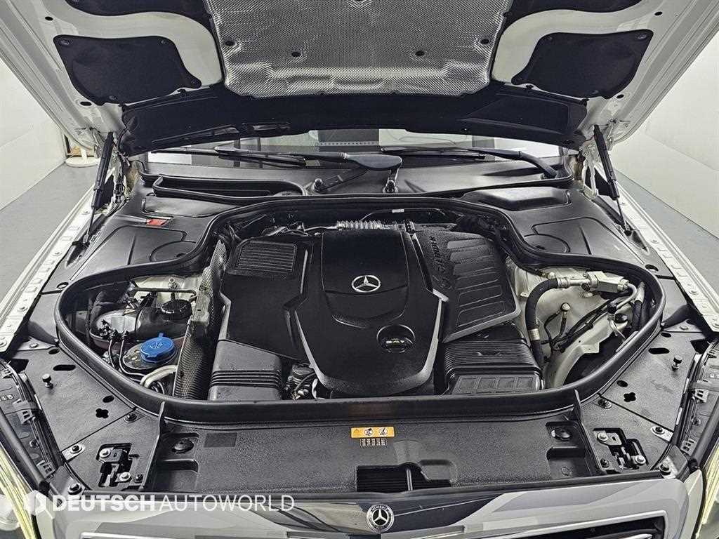 Mercedes Benz S Class - Vista 6