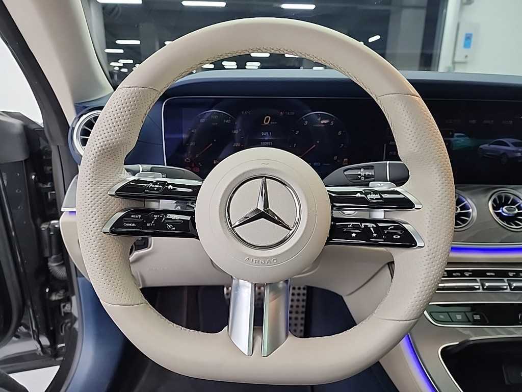 Mercedes Benz E class - Vista 9