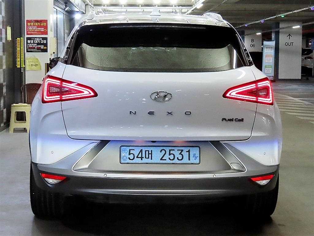 HYUNDAI Nexo - Vista 5