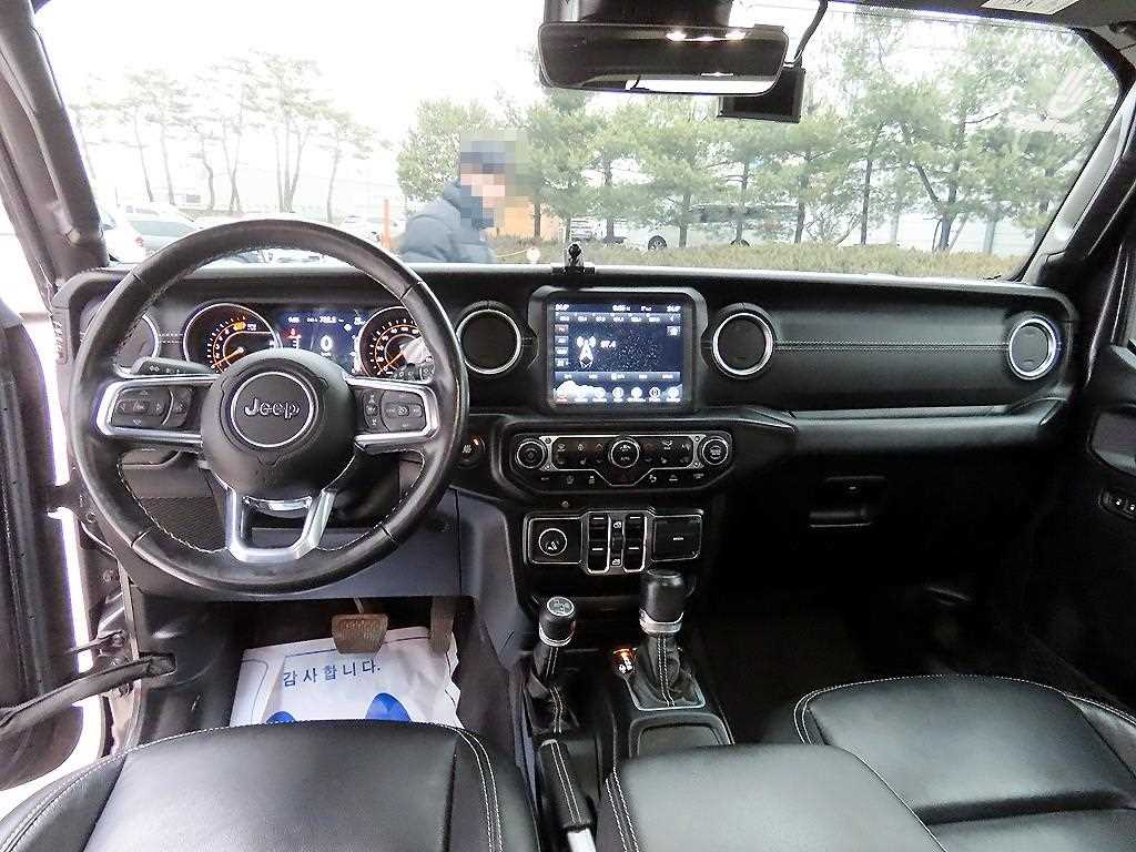 Jeep Wrangler - Vista 7