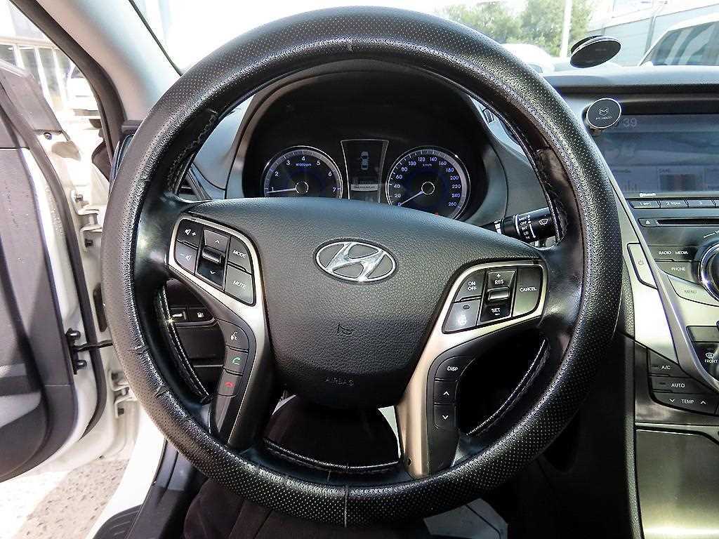 HYUNDAI Grandeur - Vista 8