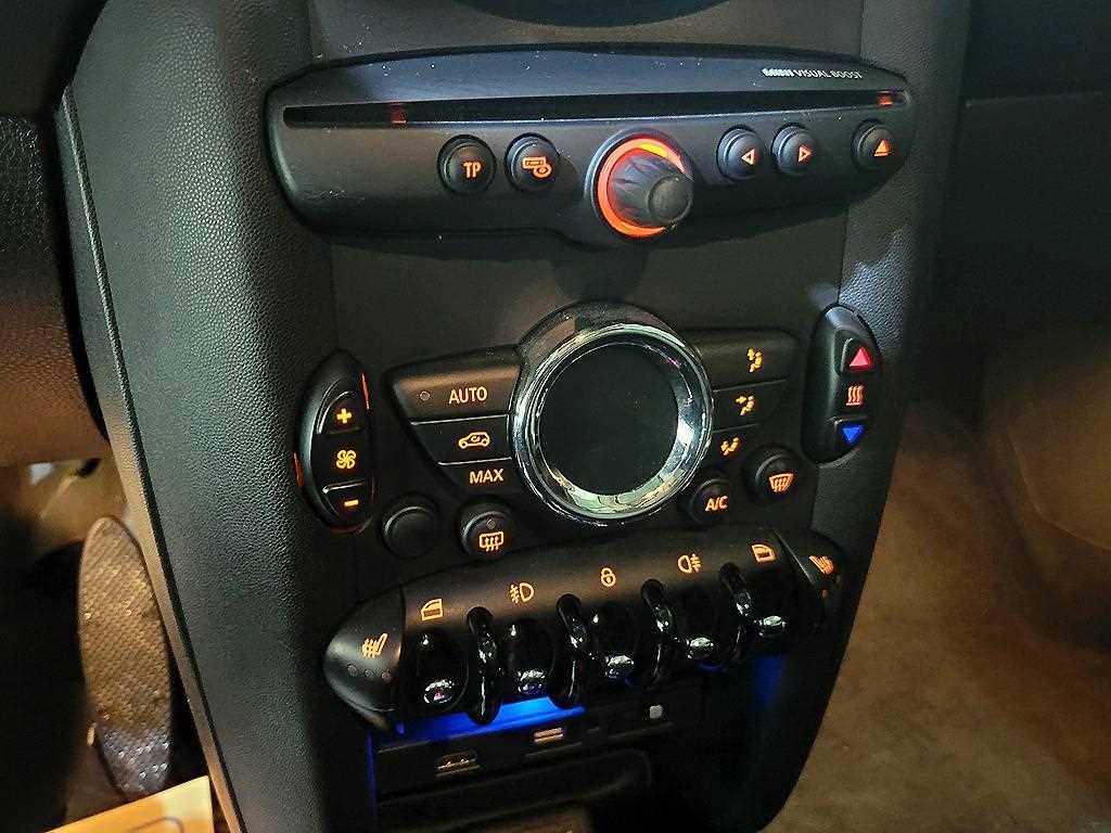 Mini Clubman - Vista 12