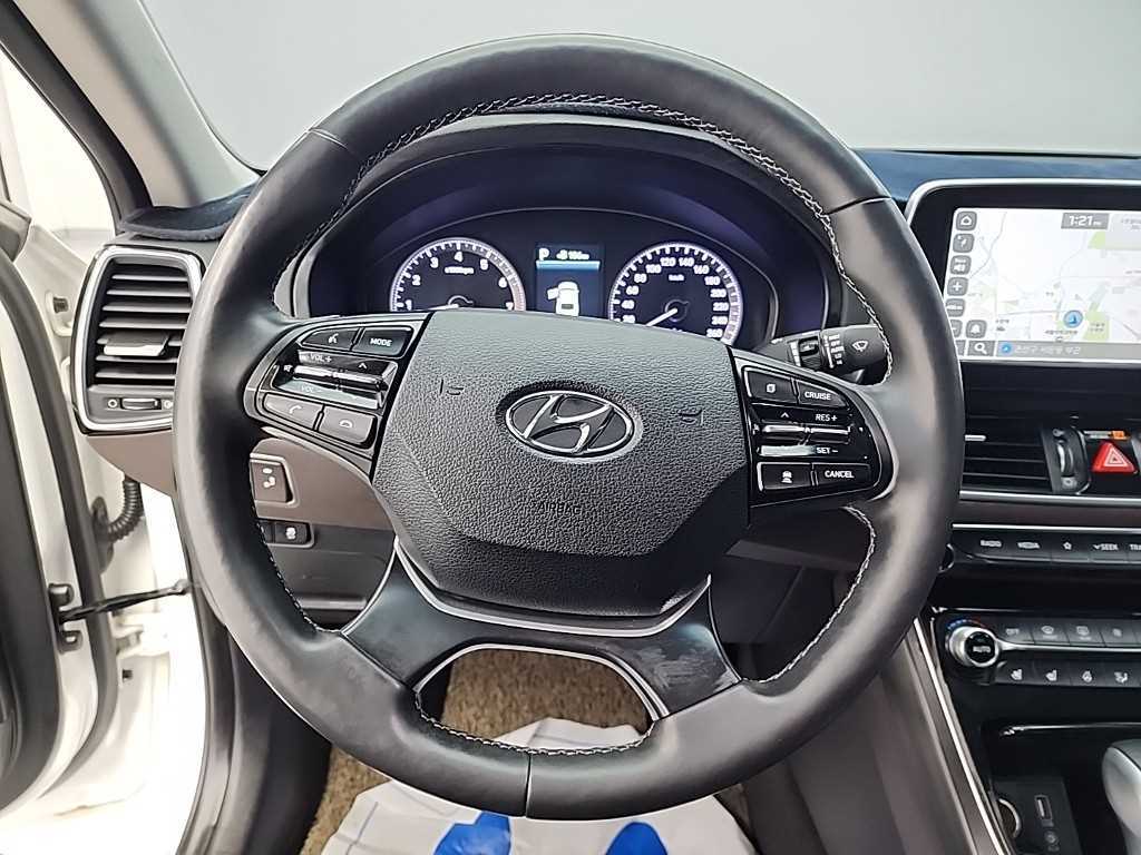 HYUNDAI Grandeur - Vista 9