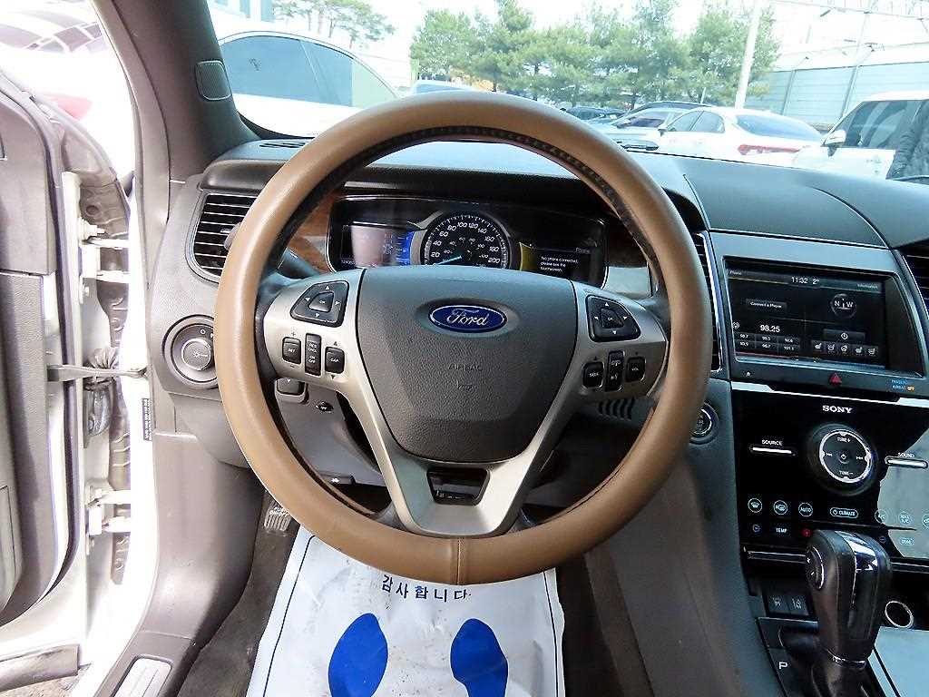 Ford Torus - Vista 8