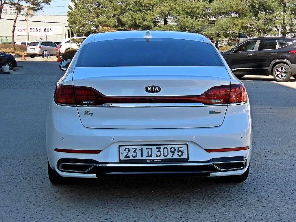KIA K7 - Vista 4