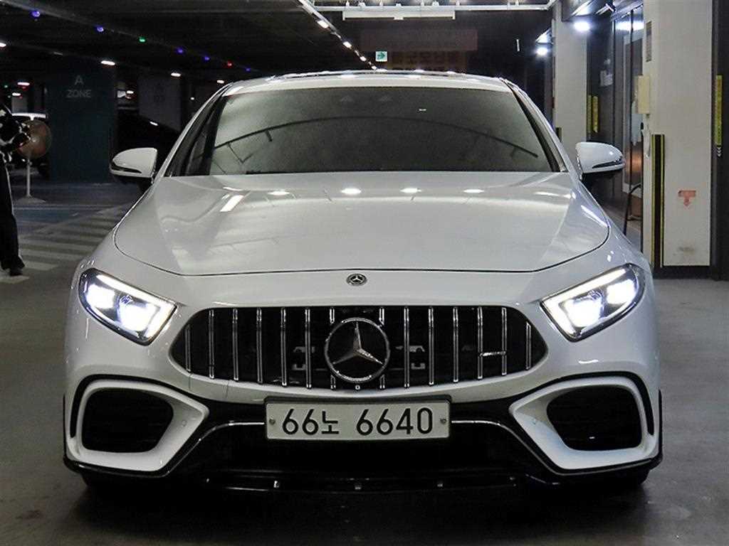 Mercedes Benz CLS Class - Vista 2