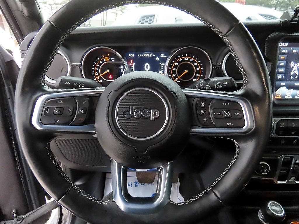 Jeep Wrangler - Vista 8