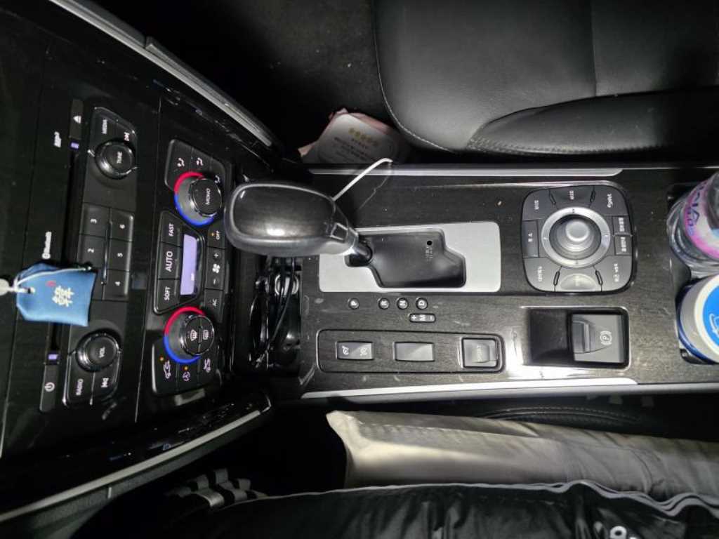 SAMSUNG SM7 - Vista 8