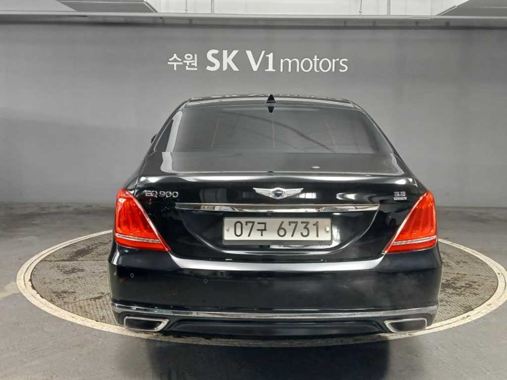 Genesis EQ900 - Vista 5