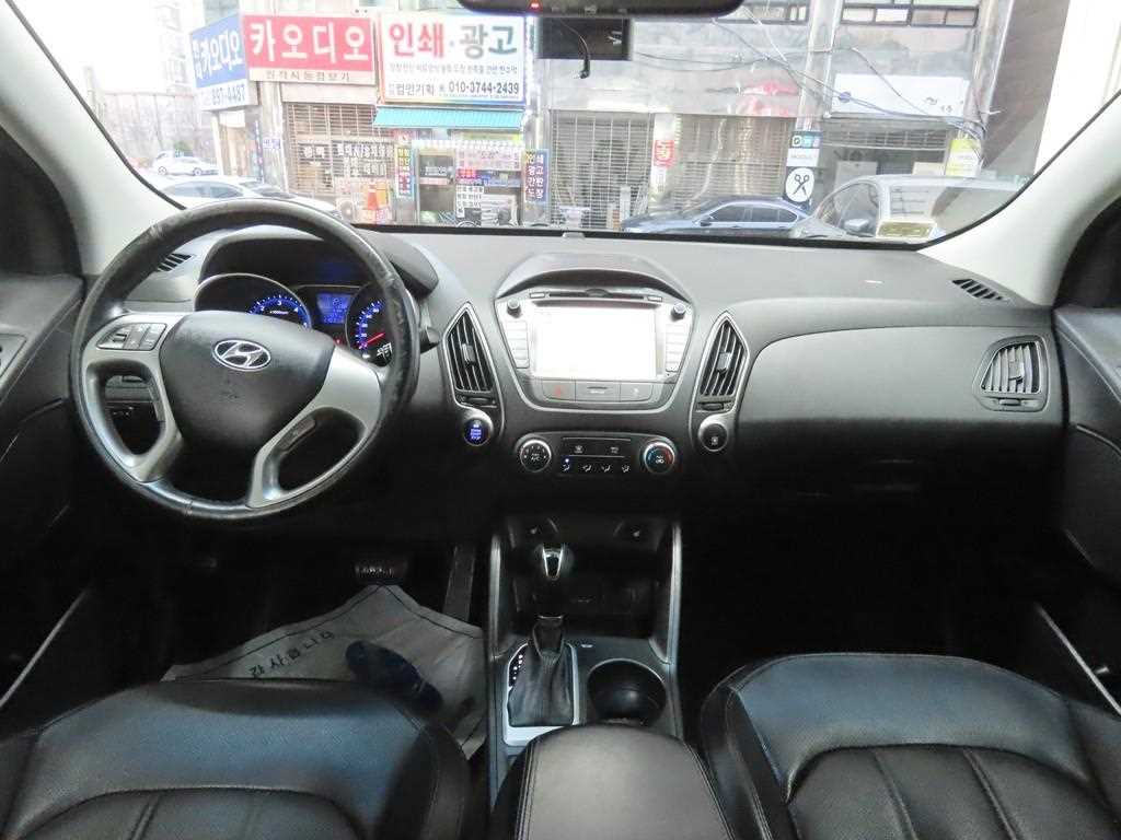 HYUNDAI Tucson - Vista 7