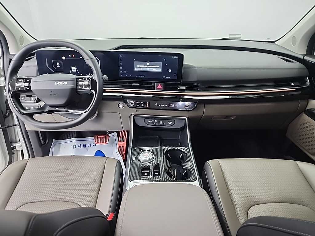 KIA Carnival - Vista 7