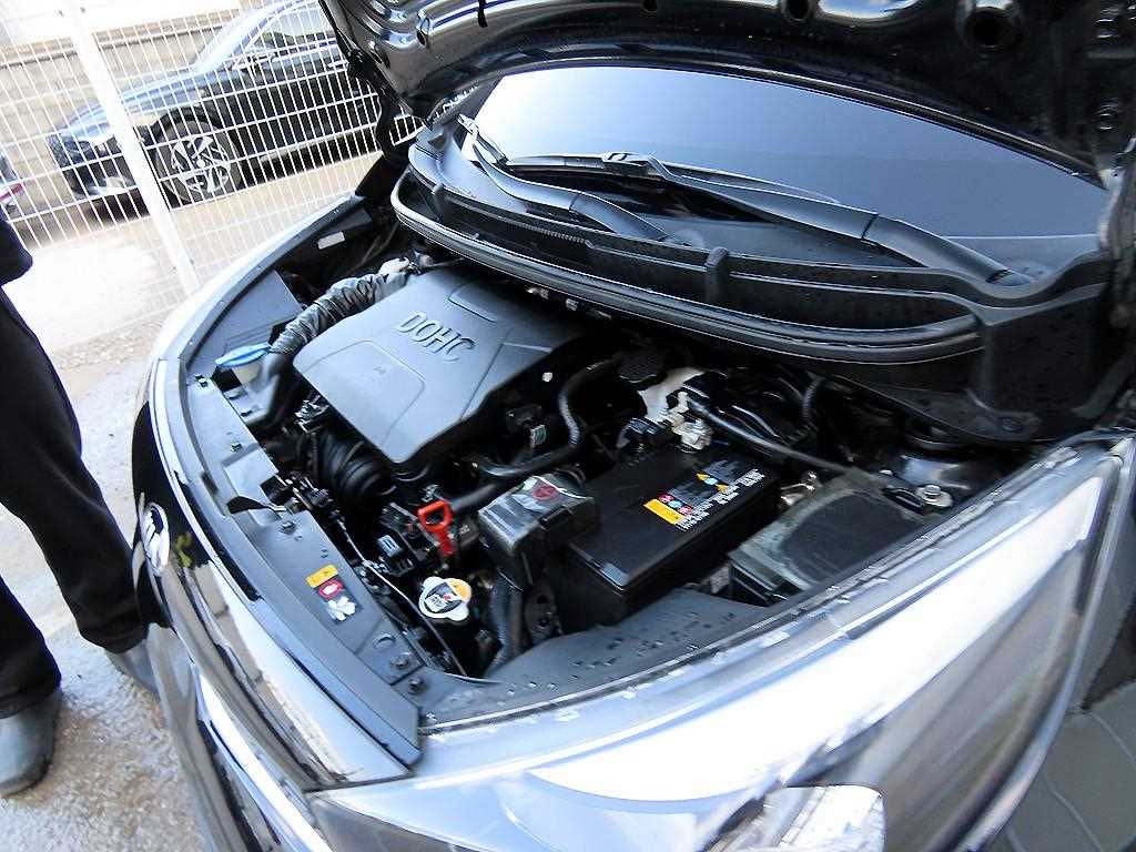 KIA Morning - Vista 5