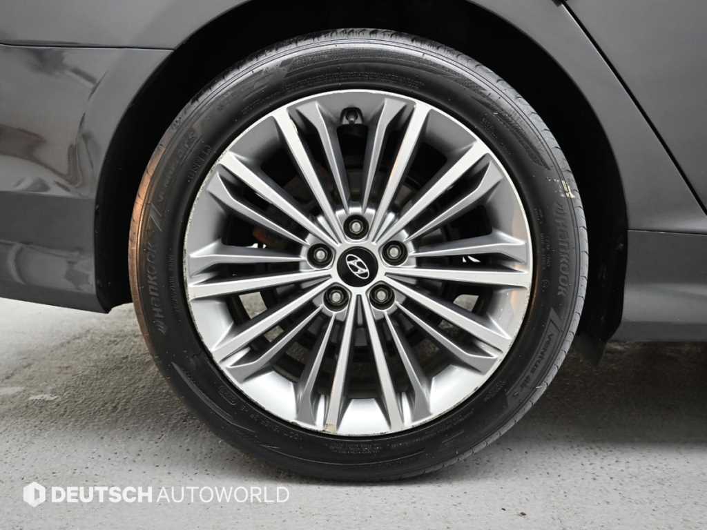 HYUNDAI Sonata - Vista 5