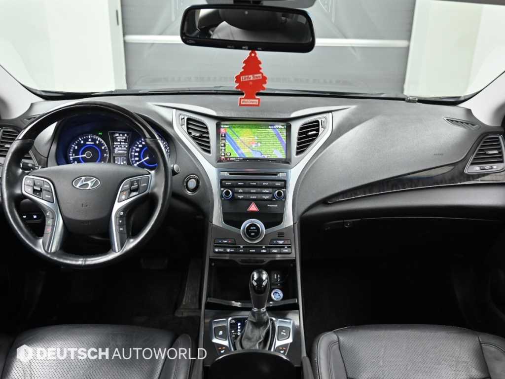 HYUNDAI Grandeur - Vista 7