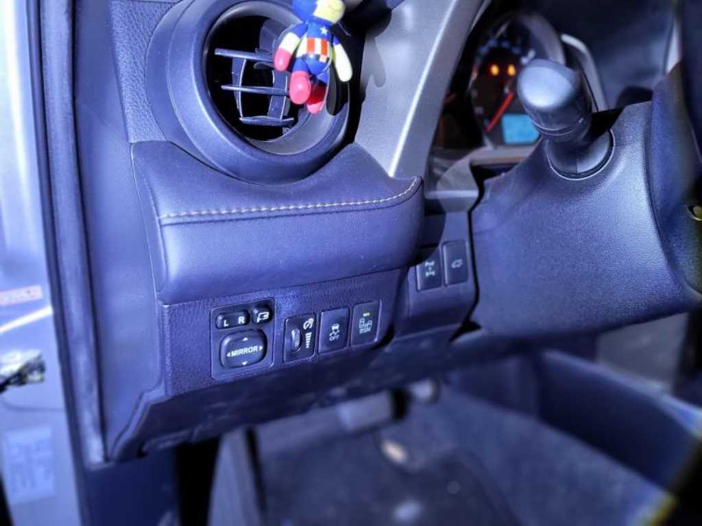 Toyota RAV4 - Vista 10