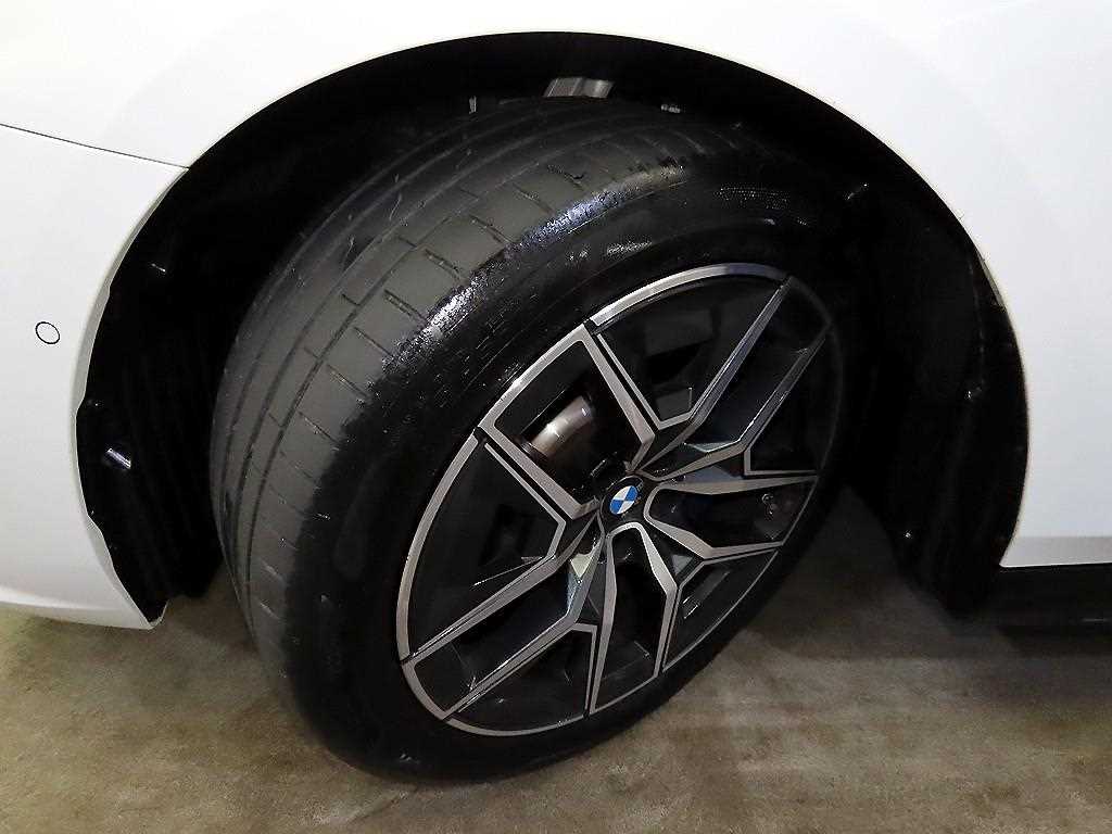 BMW 5 Series 2024 Blanco - Importación desde Corea - HF Imports Iquique - Foto 20