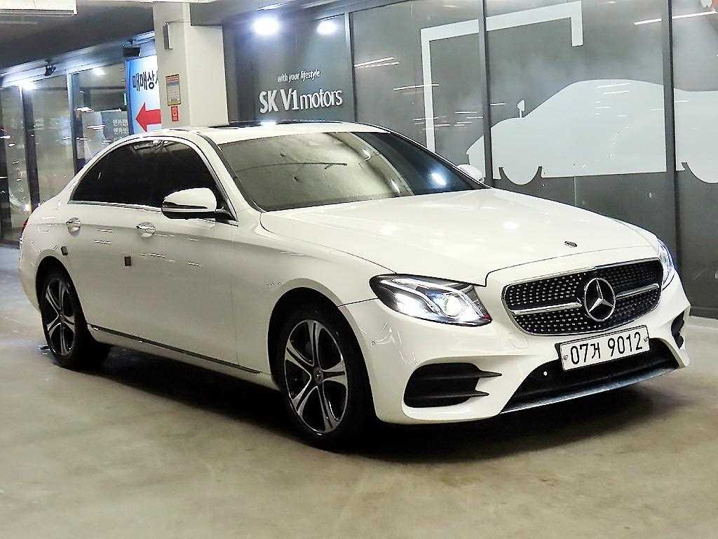 Mercedes Benz E class 2018 Blanco - Importación desde Corea - HF Imports Iquique - Foto 1