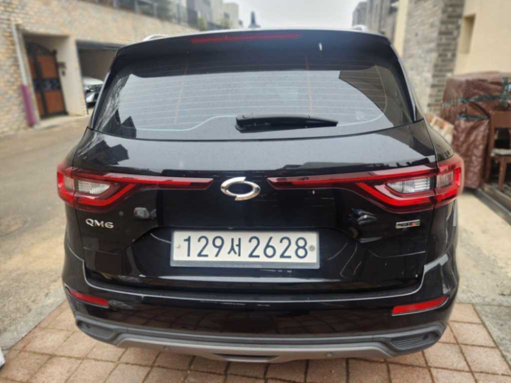 SAMSUNG QM6 - Vista 4