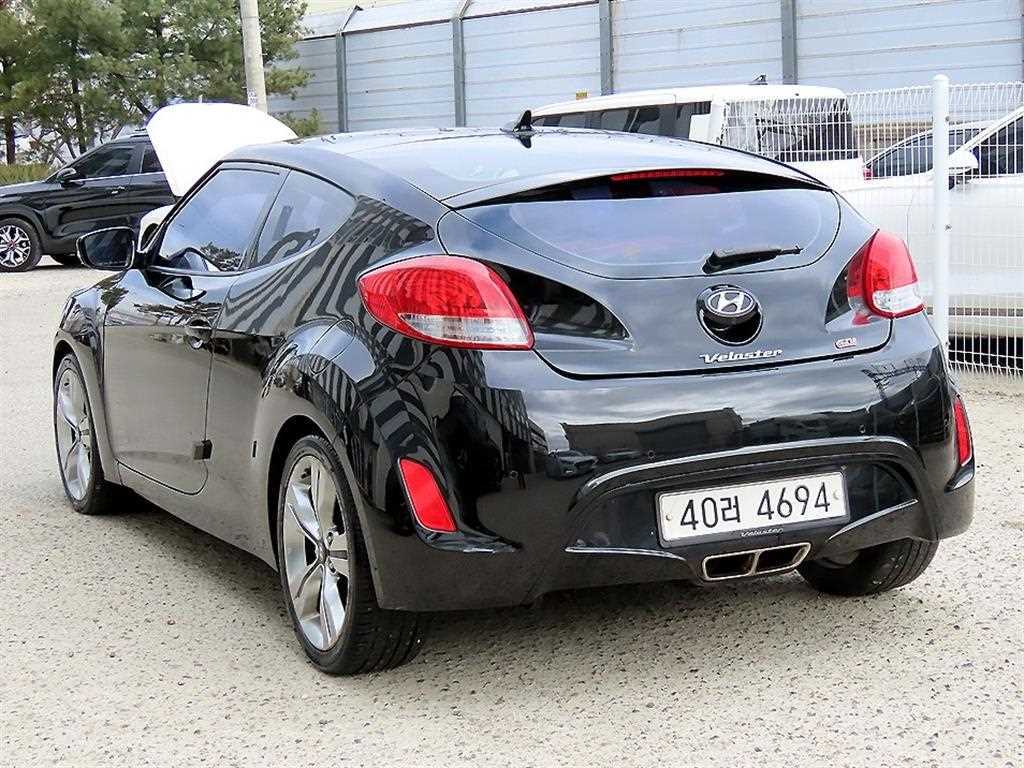 HYUNDAI Veloster - Vista 3