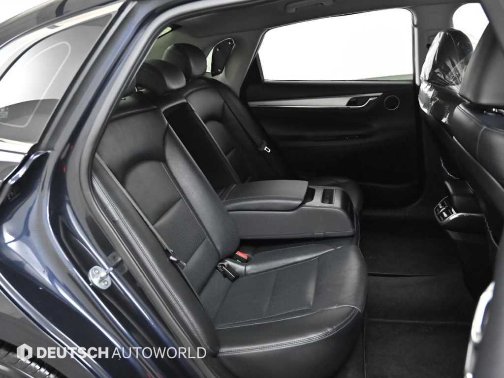 HYUNDAI Grandeur - Vista 12