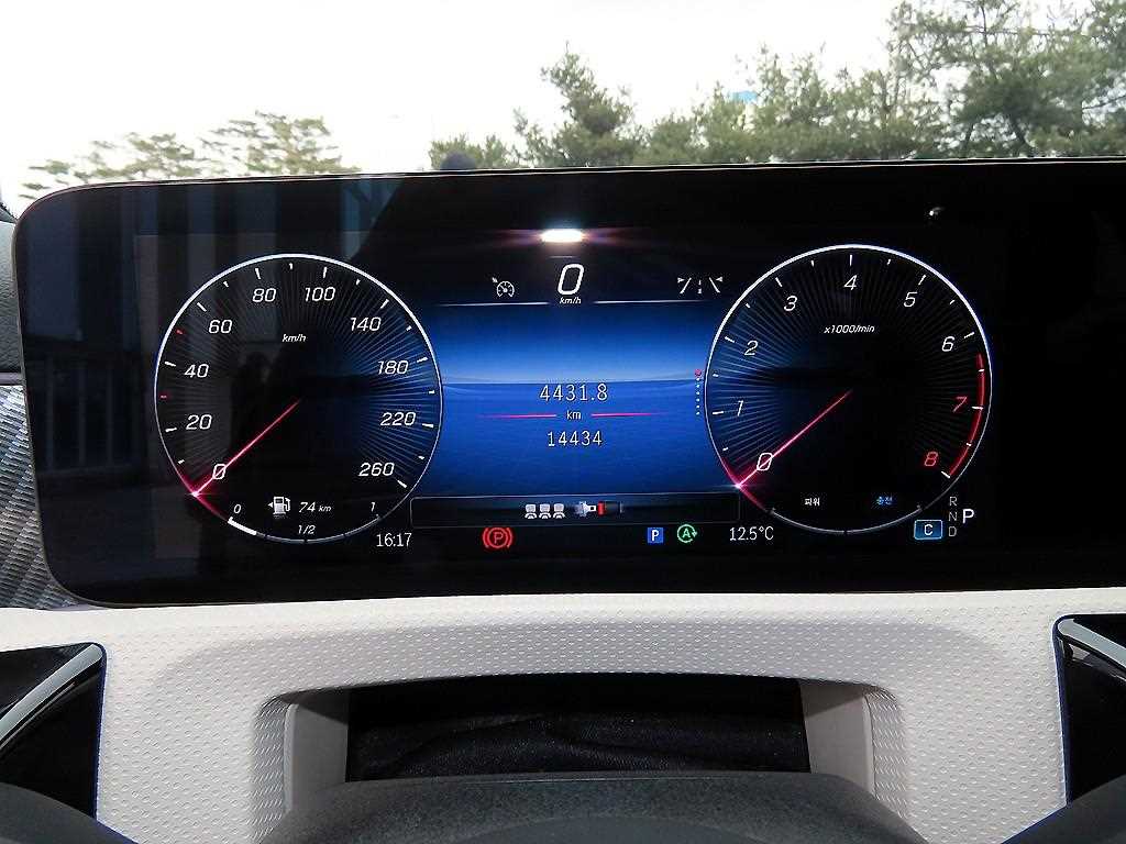 Mercedes Benz A Class - Vista 9