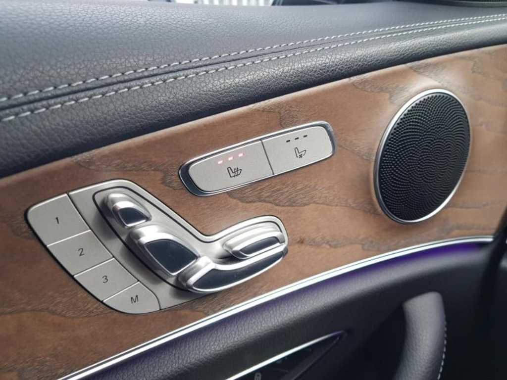 Mercedes Benz E class 2022 Azul - Importación desde Corea - HF Imports Iquique - Foto 18