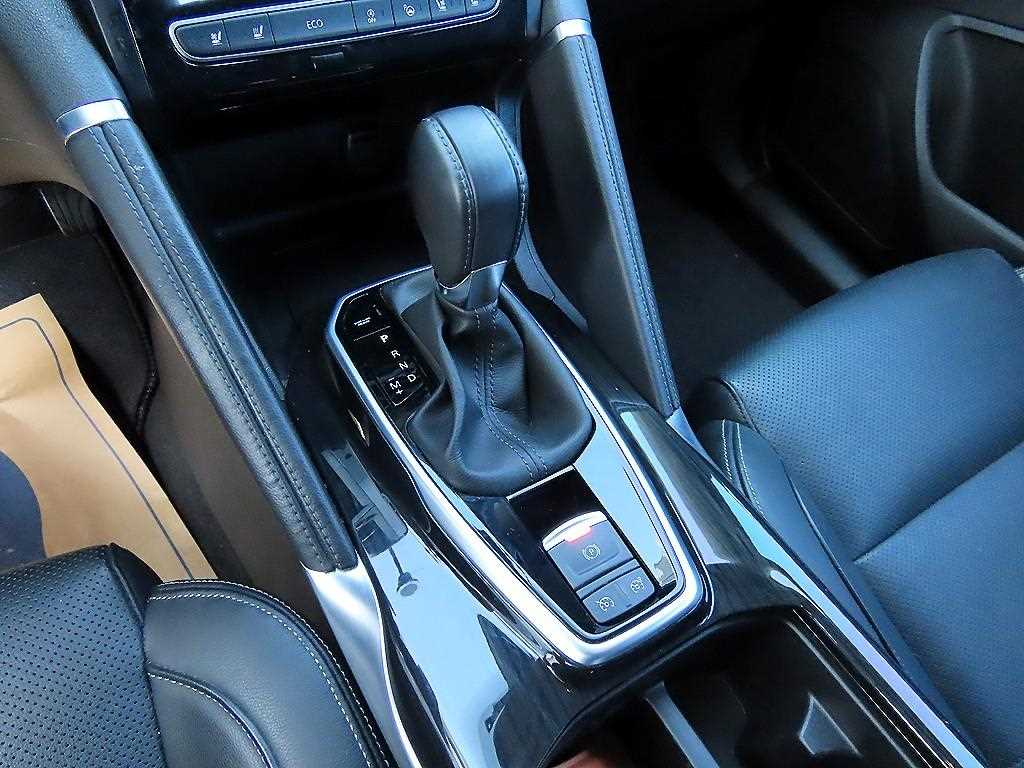 SAMSUNG QM6 - Vista 10