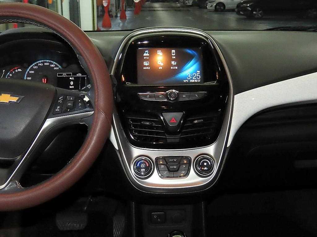 Chevrolet Spark - Vista 11