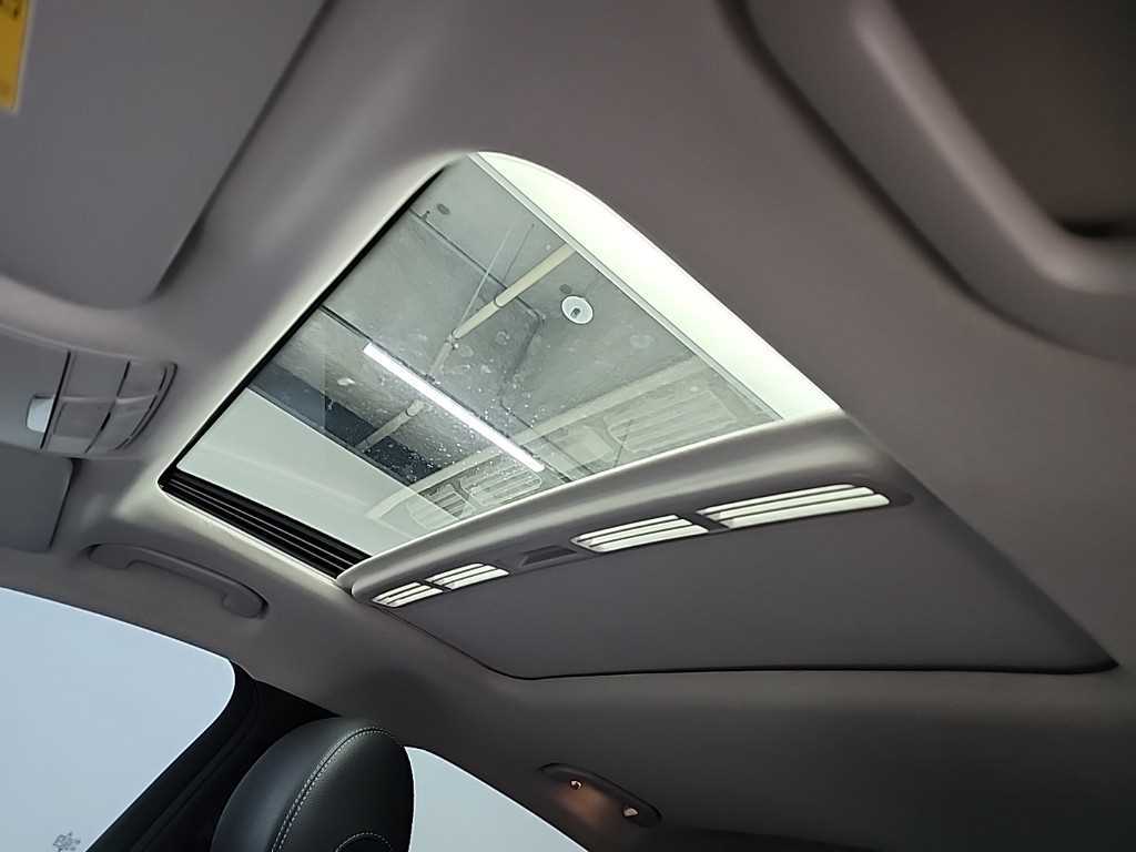 Mercedes Benz GLC Class 2018 Blanco - Importación desde Corea - HF Imports Iquique - Foto 13