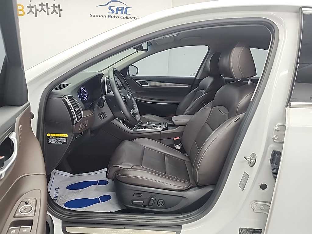 HYUNDAI Grandeur - Vista 11