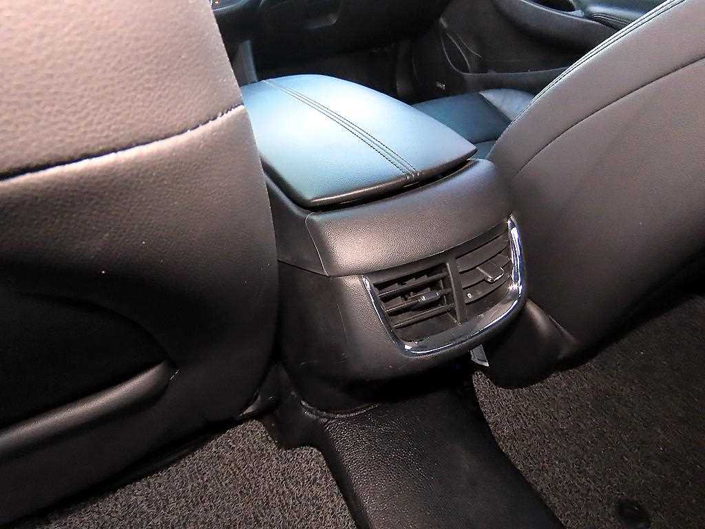 Chevrolet Malibu 2017 Blanco - Importación desde Corea - HF Imports Iquique - Foto 17